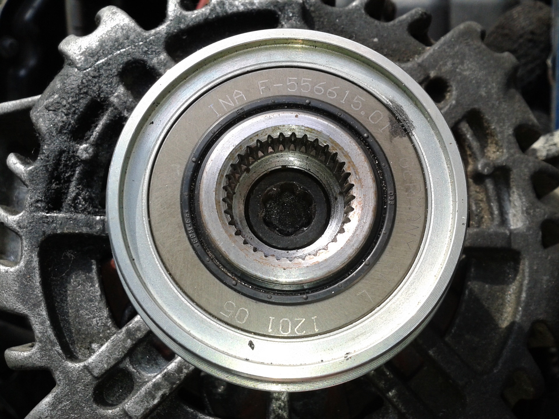 Шкив генератора форд мондео. Gop1100 механизм свободного хода генератора gmb. Муфта генератора мондео 3. Муфта генератора мондео 3. Муфта генератора мондео 3.