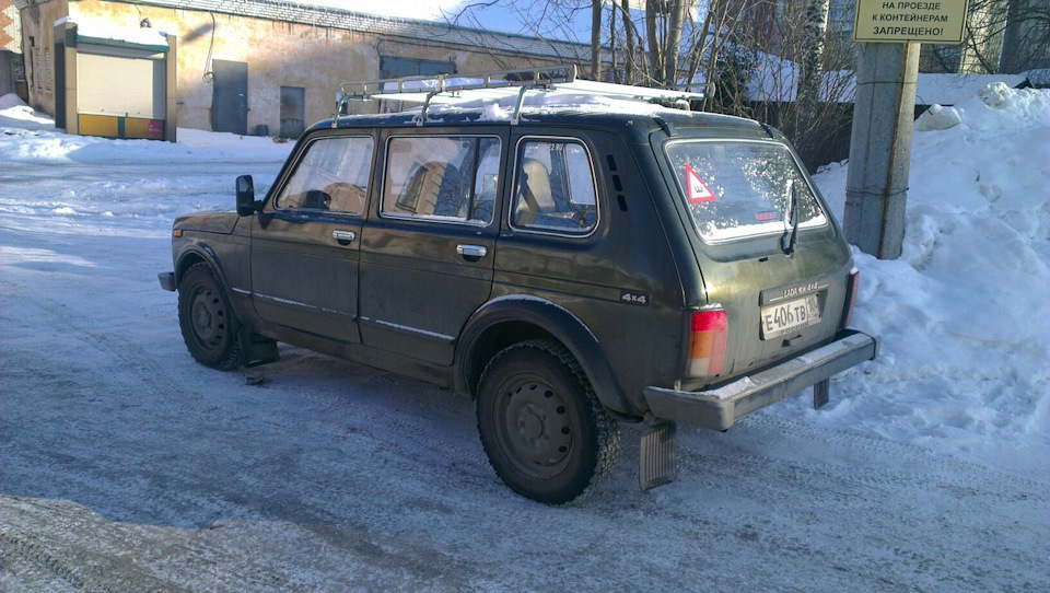 Ваз 2131 отзывы владельцев. Лада 2131 драйв. Лада 2131 блэк. Lada (ваз) 2131. Шасси ваз-2131.