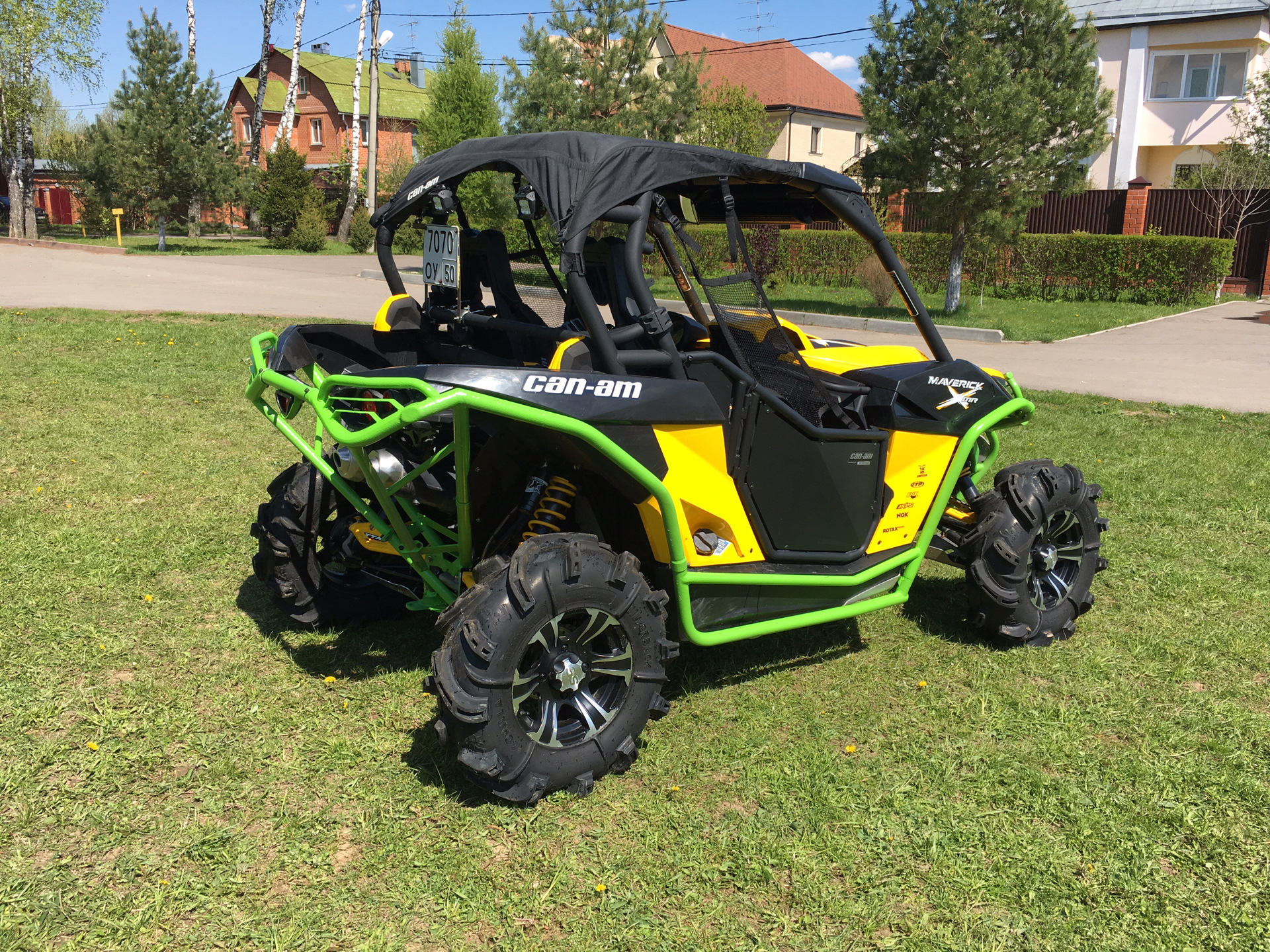 Xmr. BRP XMR 1000. Квадроцикл BRP 1000 XMR. Maverick XMR 1000. Квадроцикл монстр can am XMR 1000.