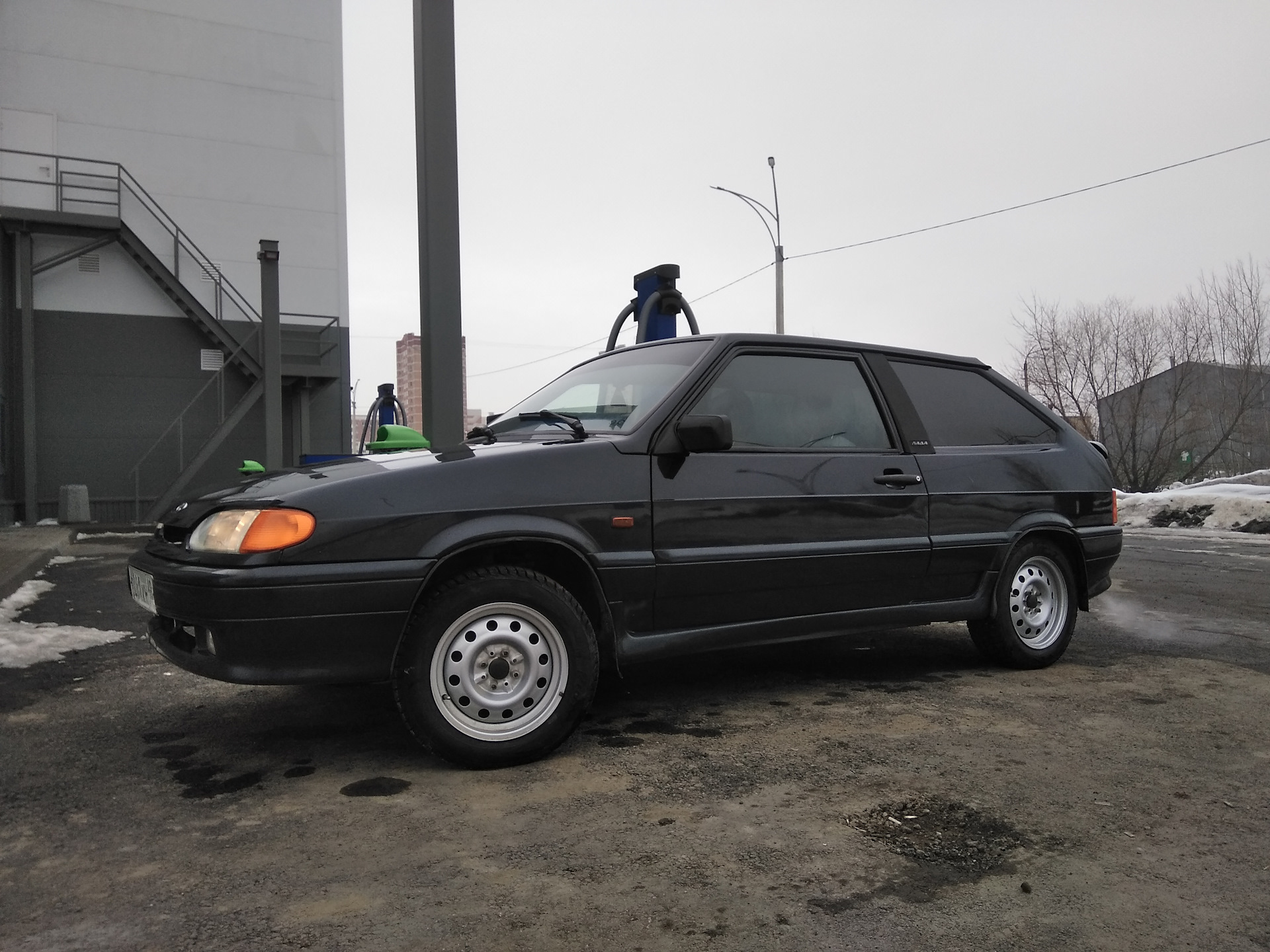 Лад 13 отзыв. Ваз 2113 кварц на белых дисках. Лад 13 отзыв. Лад 13 отзыв. 2115 samara 2005.