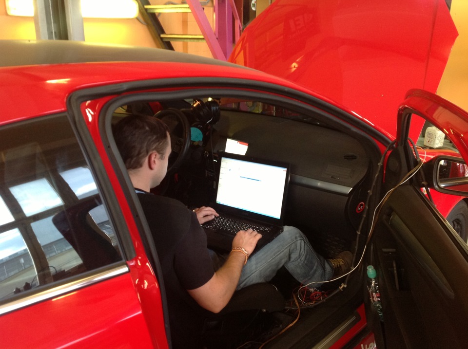 Фото в бортжурнале Opel Astra H OPC