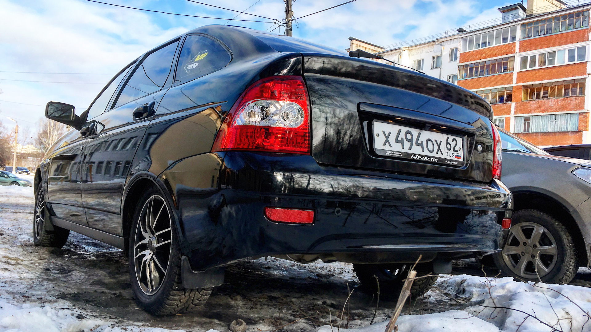 Lada Приора хэтчбек 1.6 бензиновый 2011 | Рязанская на DRIVE2