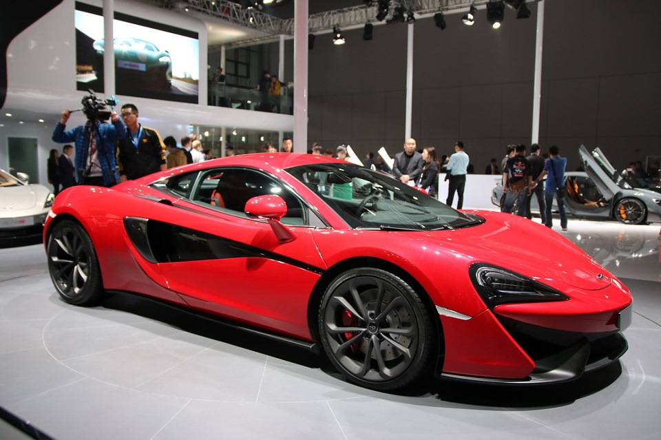 mclaren 570