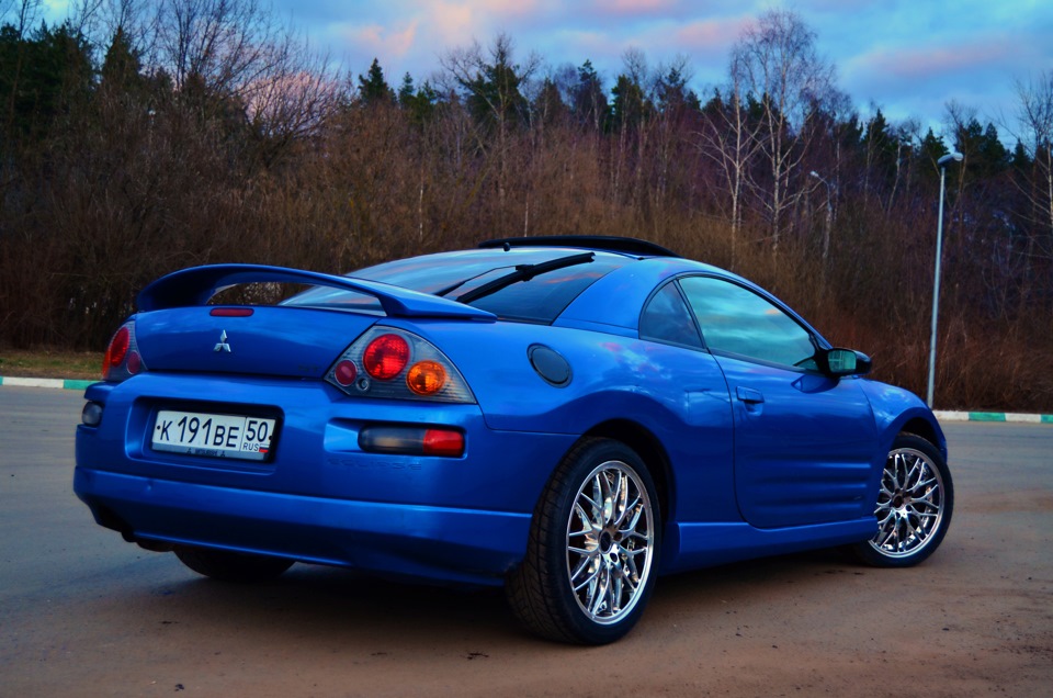 Mitsubishi eclipse 3. Mitsubishi Eclipse 3g. Mitsubishi Eclipse 2002 синяя. Мицубиси Эклипс 3 поколения.