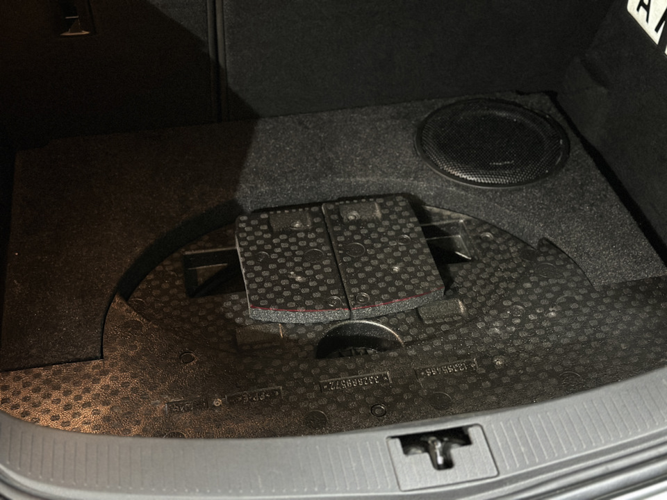 Крутая музыка в Опель Астра J GTC — Opel Astra J GTC, 1,4 л, 2012 года ...