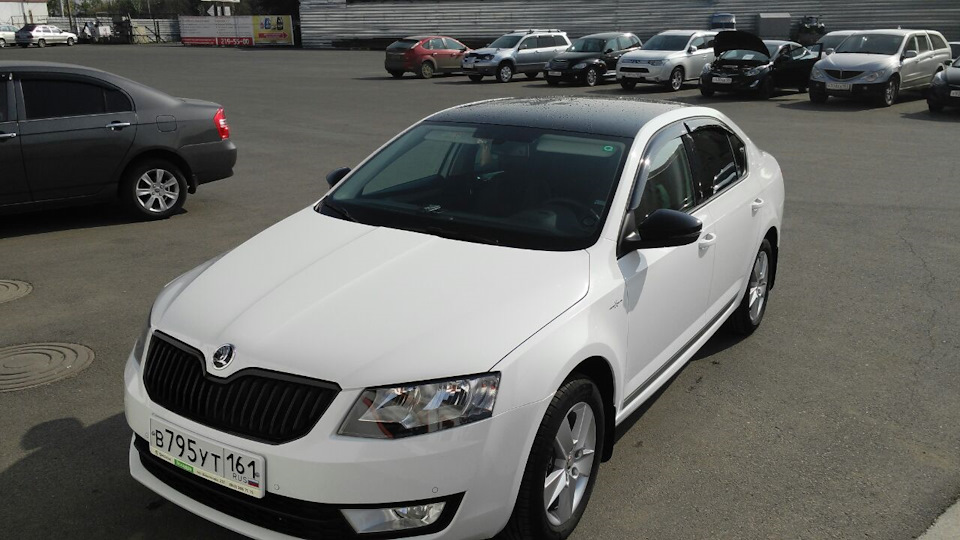 Нужны разьемы на ксеноновые фары шкода — Skoda Octavia A7 Mk3, 1,6 л ...