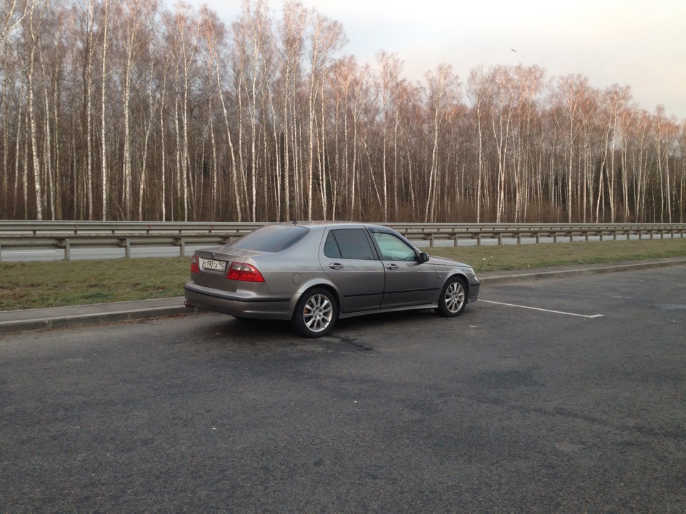 Затроила, затряслась и выдавила масло из маслозаливной горловины. Конец ...