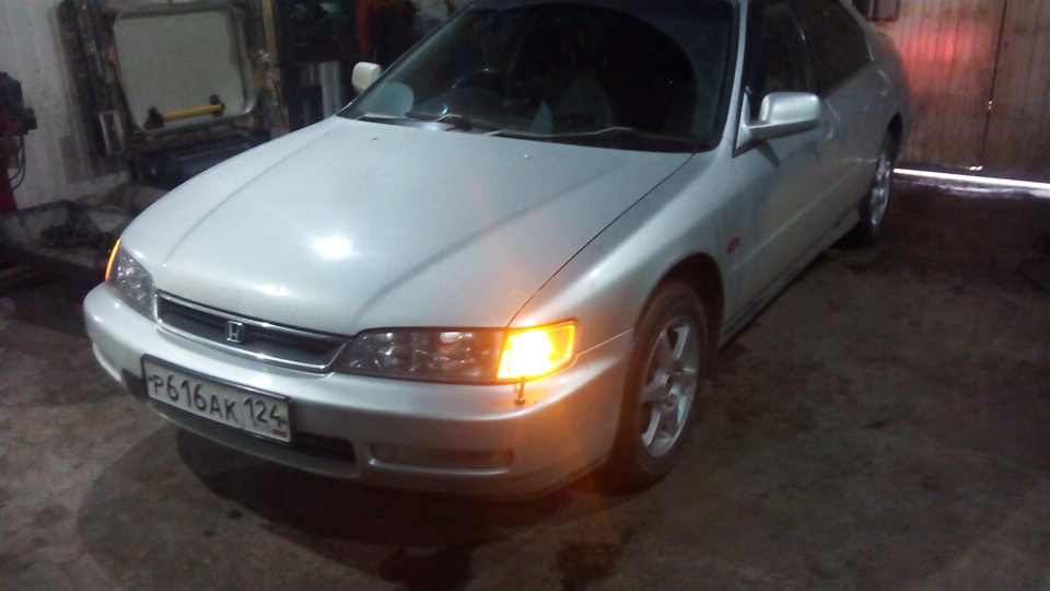Лампочки в габариты — Honda Accord (5G), 2 л, 1996 года | аксессуары ...