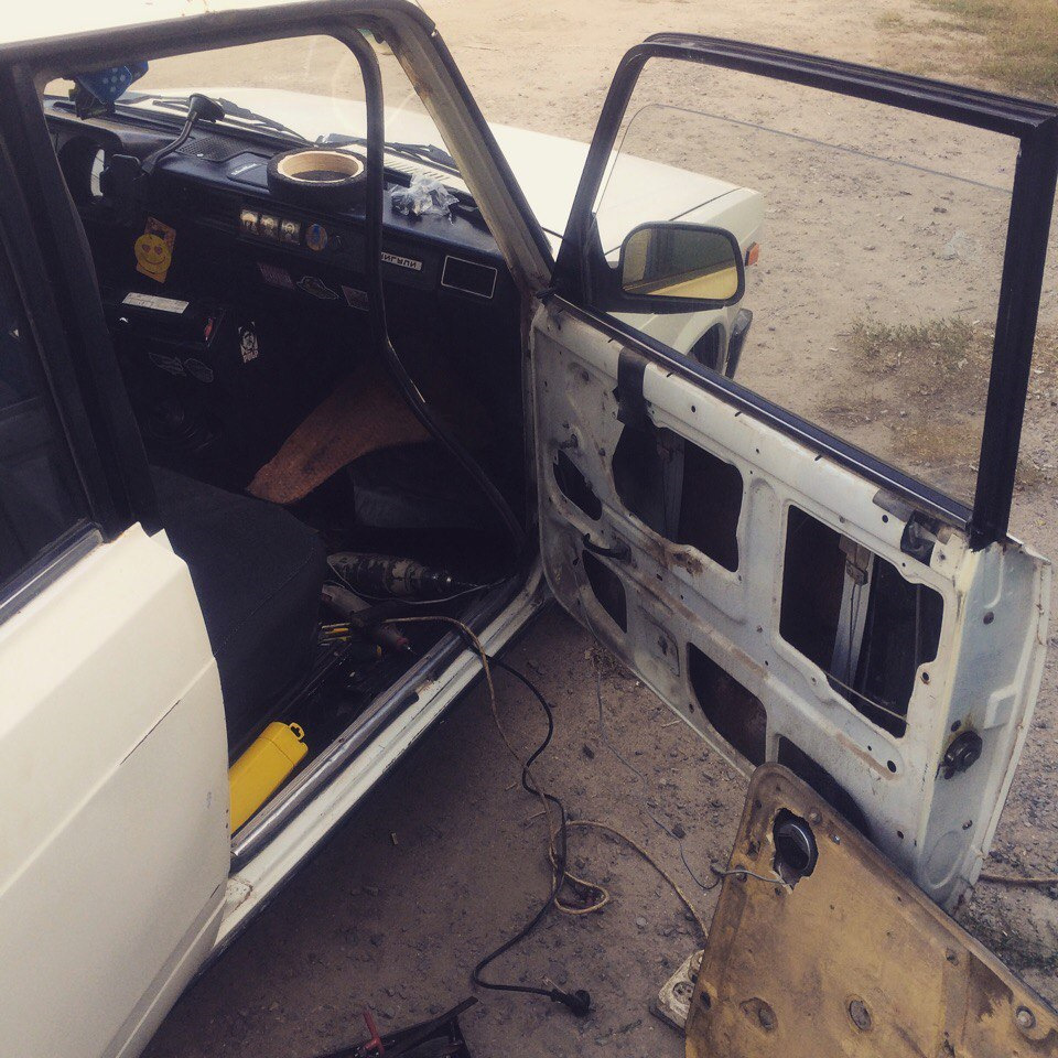 Колонки с пищалками. — Lada 21051, 1,2 л, 1992 года | аксессуары | DRIVE2