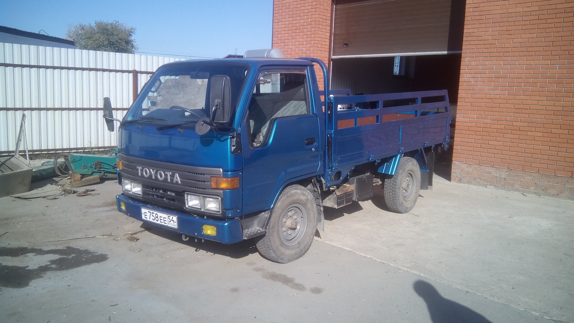 Toyota Dyna 3.0 дизельный 1992 | Дюнка Бергамотик на DRIVE2