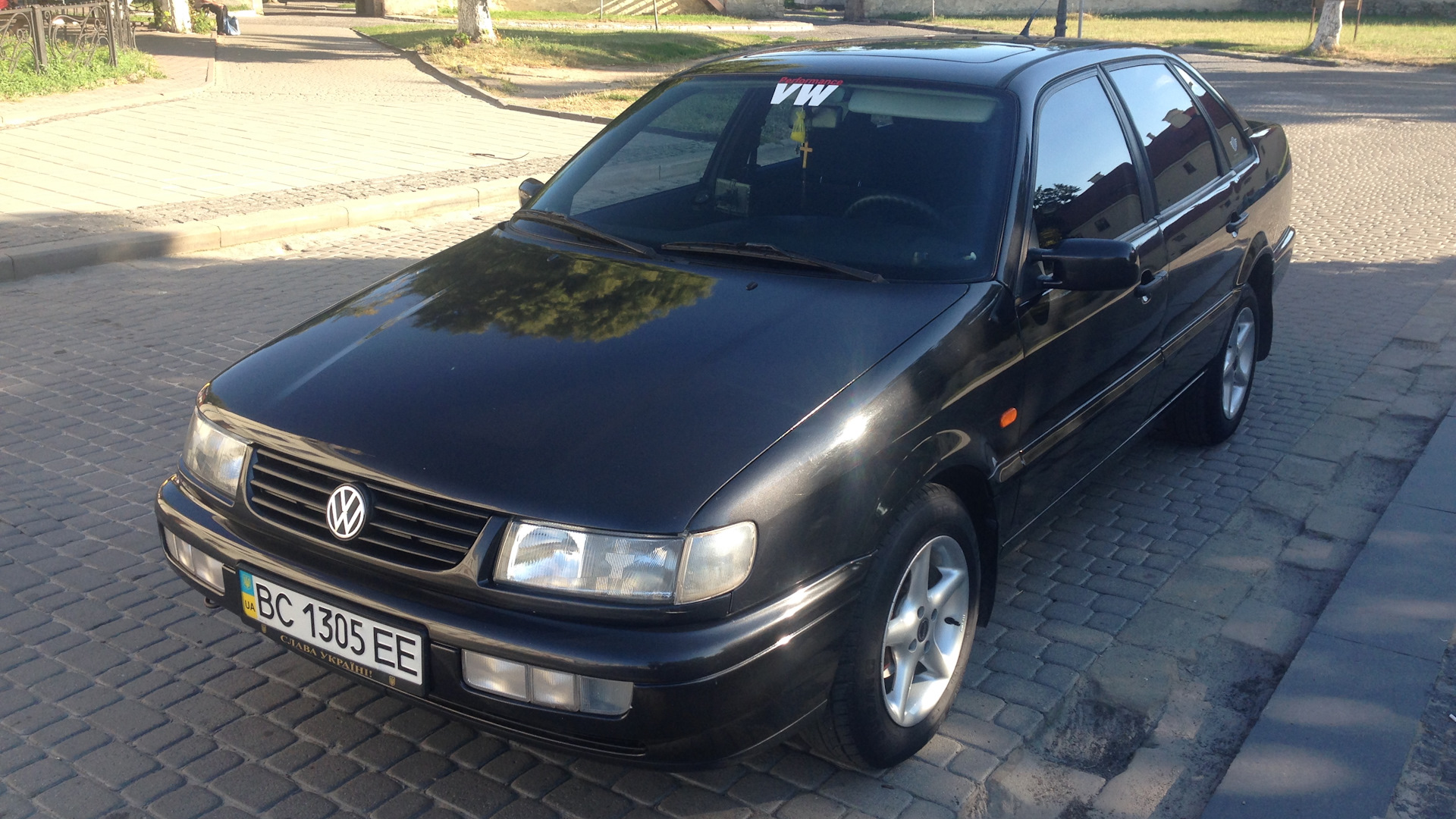 Volkswagen Passat B4 2.0 бензиновый 1993 | Black Jack на DRIVE2