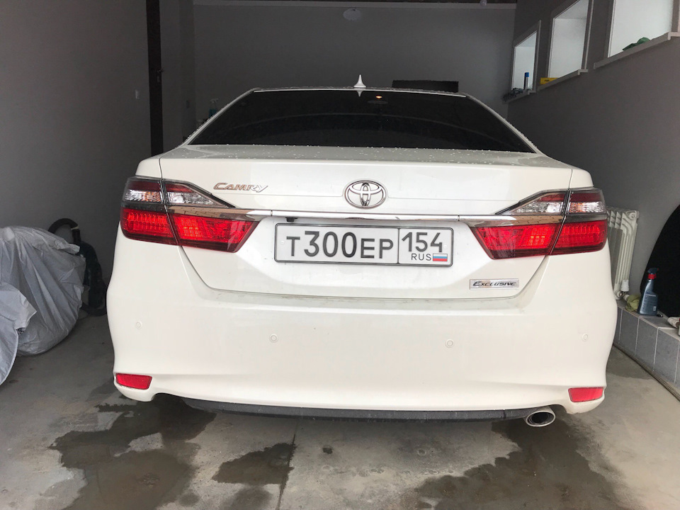 Тойота камри свет. Рамка RCS Camry 50. Рамка RCS Light Камри 70. Camry 70 рамки RCS. Toyota Camry RCS 4.0.