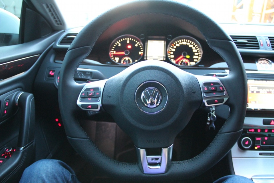 Как снять руль пассат сс Замена штатной баранки на штурвал R-line - Volkswagen Passat CC, 2 л, 2011 года 