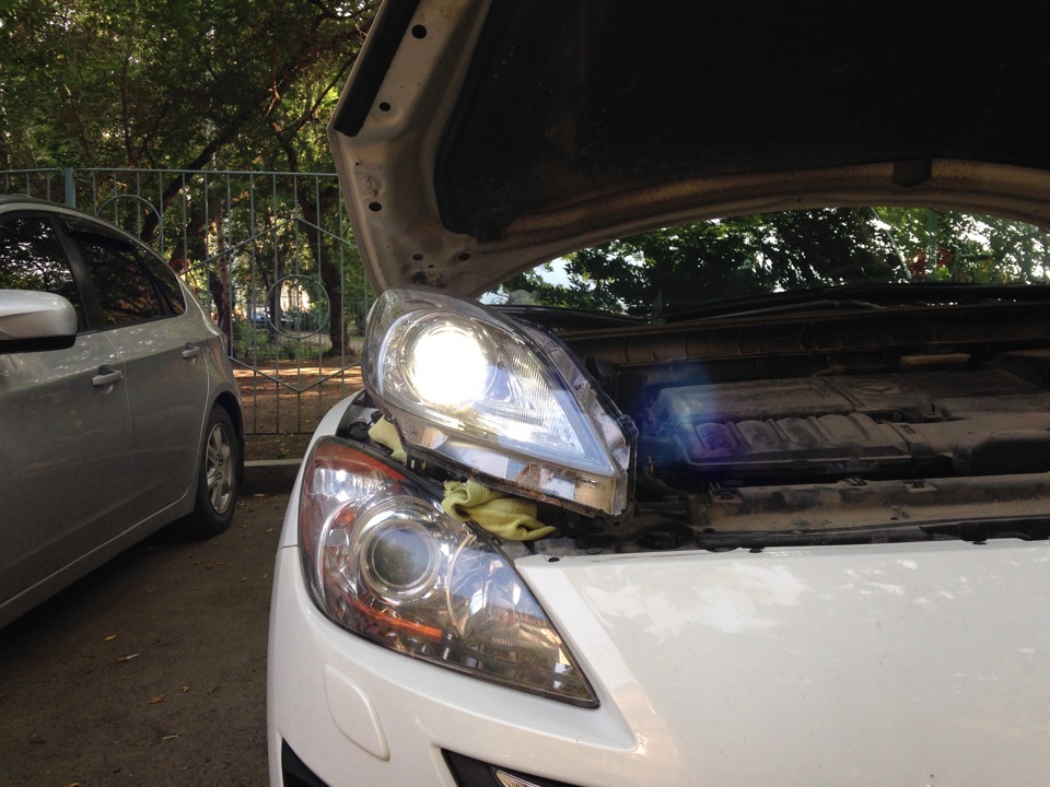 Переделка японских фар — Mazda 3 (2G) BL, 1,5 л, 2011 года ...