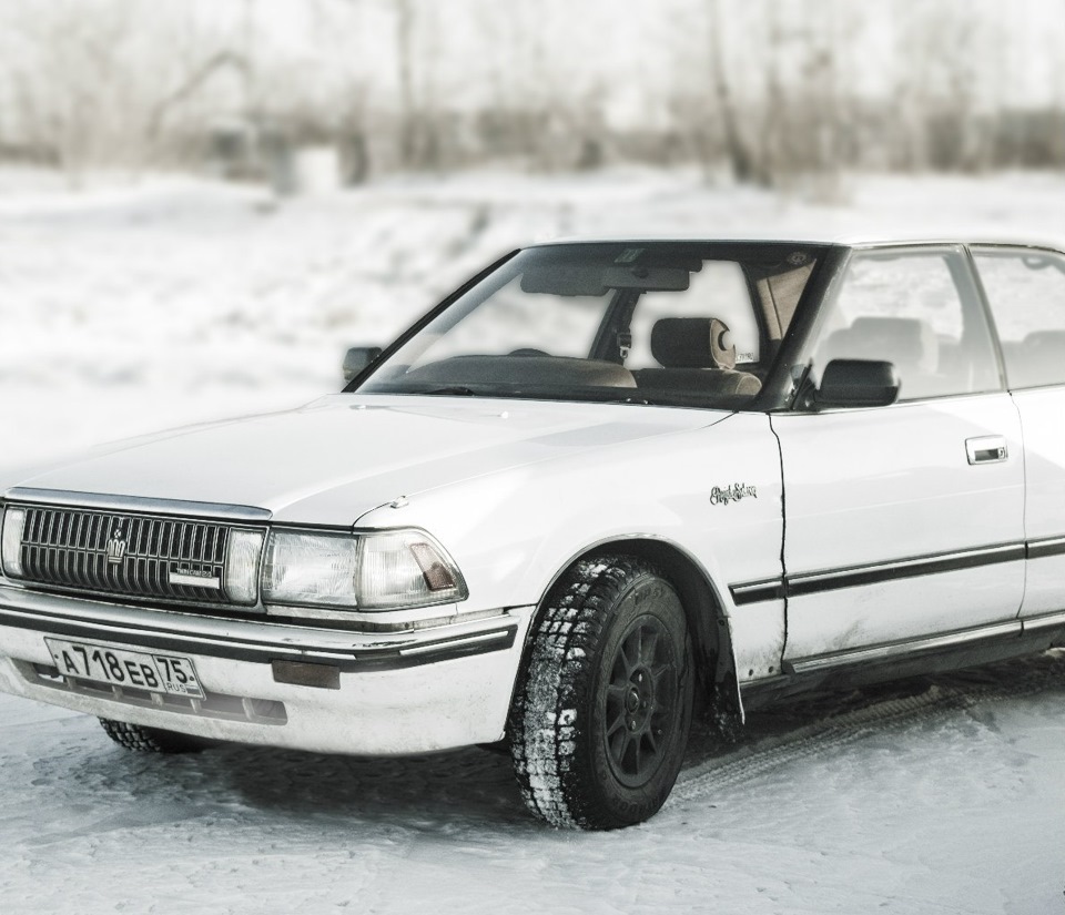 Toyota Crown s130