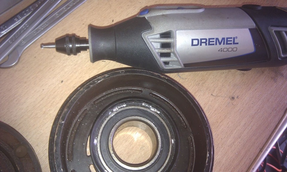 13. Срезаем точки кернения. — KIA Sorento (1G)