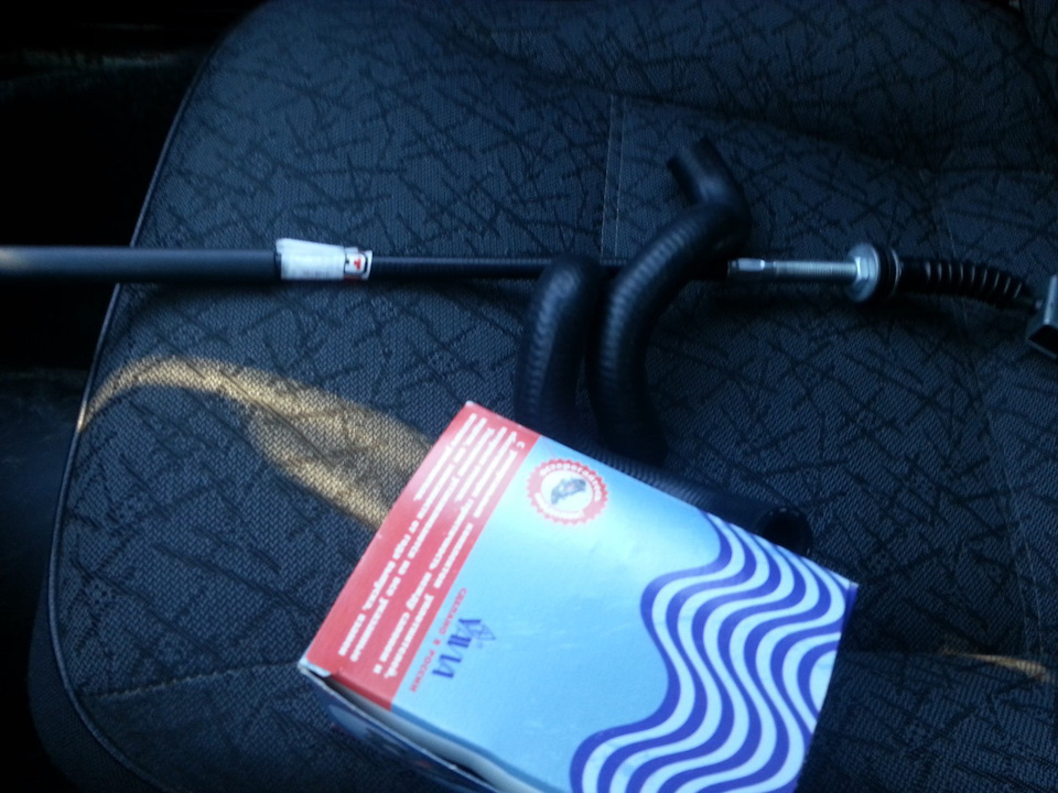 Замена краника Отопителя — Lada 2114, 1,5 л, 2004 года | визит на ...