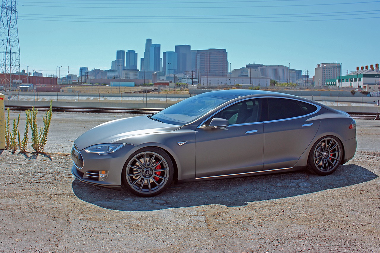 Tesla Nardo Gray model 3