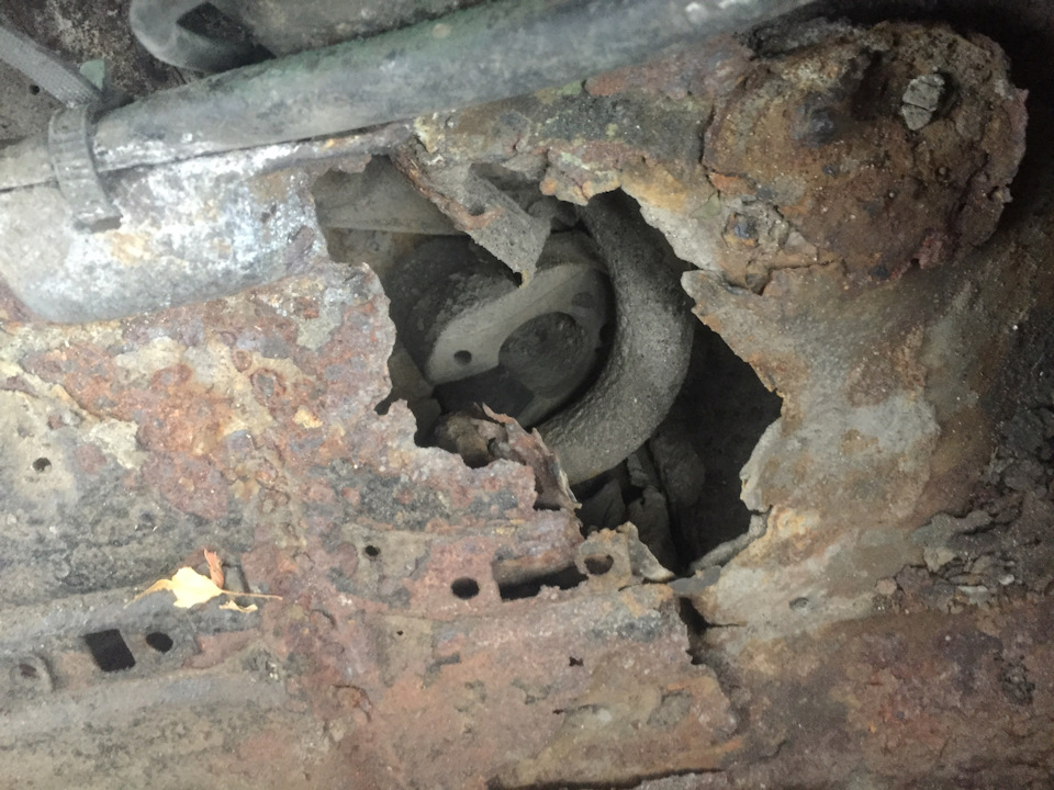 Ищу сварщика — Mercedes-Benz W123, 2,3 л, 1982 года | кузовной ремонт ...