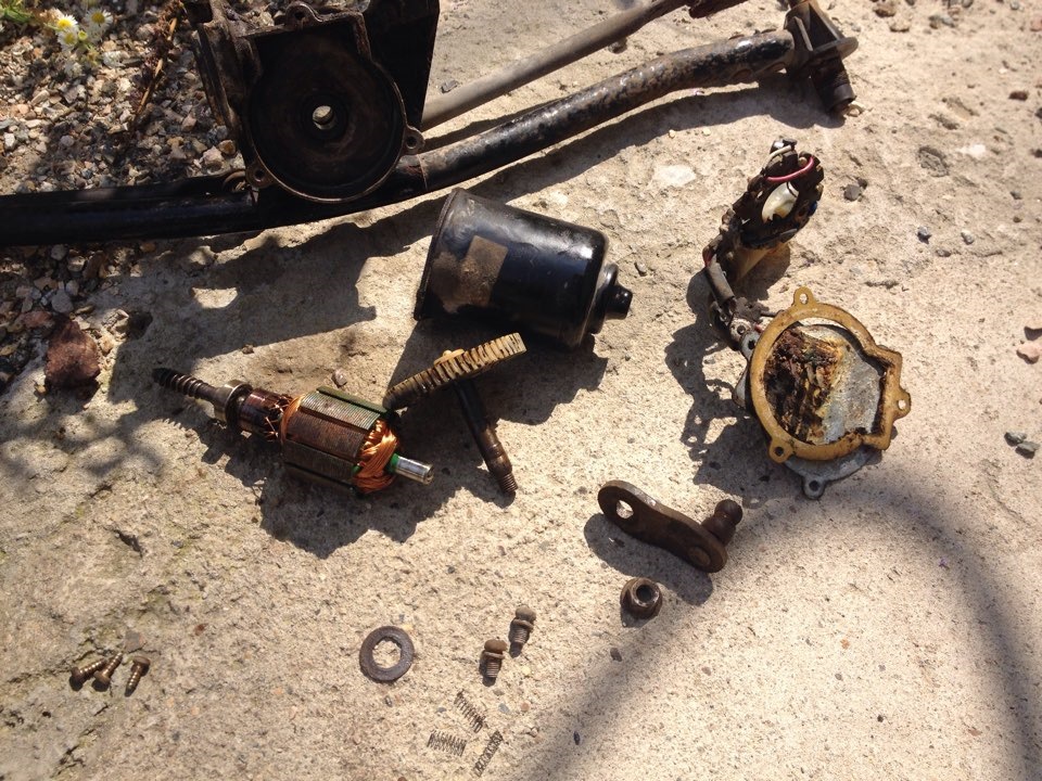 Мотор стеклоочистителей — Daewoo Espero, 2 л, 1999 года | своими руками ...