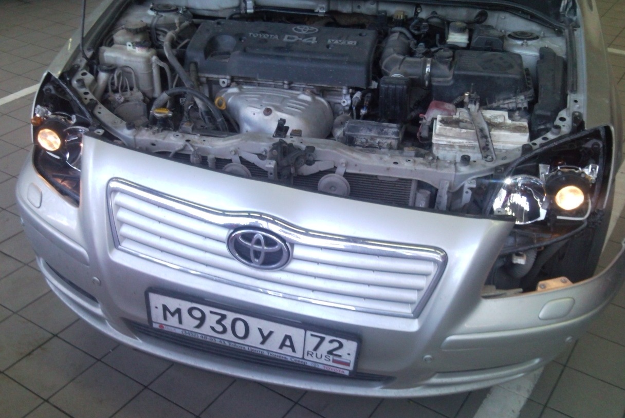Replacement of lenses  Day 4 - Toyota Avensis 20L 2004