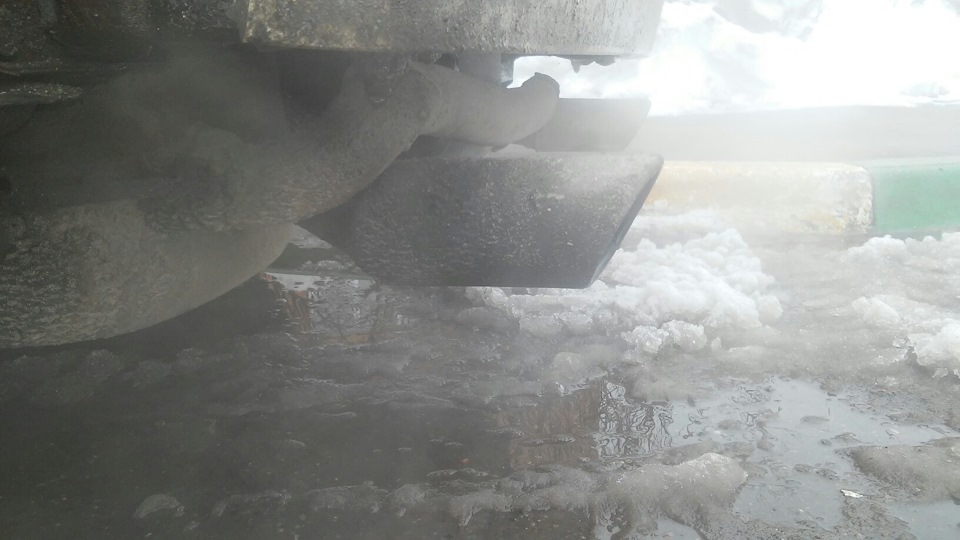 Как сварен второй отвод на глушителе — Mercedes-Benz CLK (W209), 3,2 л ...