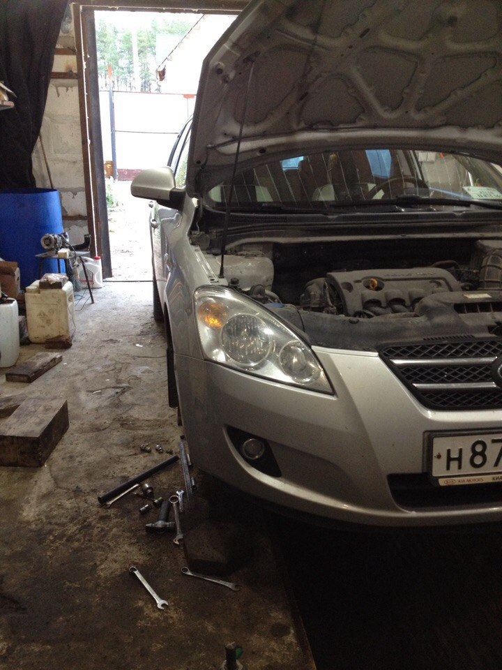 Фото в бортжурнале KIA Ceed SW (1G)