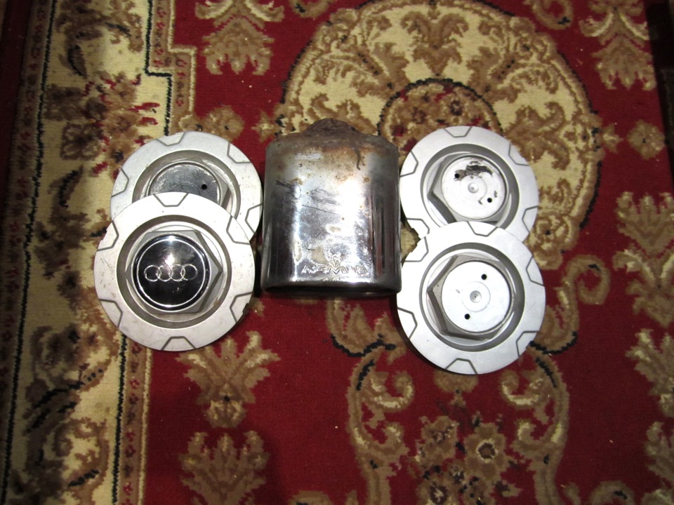Взял Крышки на диски SpeedLine, насадку Remus — Audi 100 Avant (C3), 2 ...