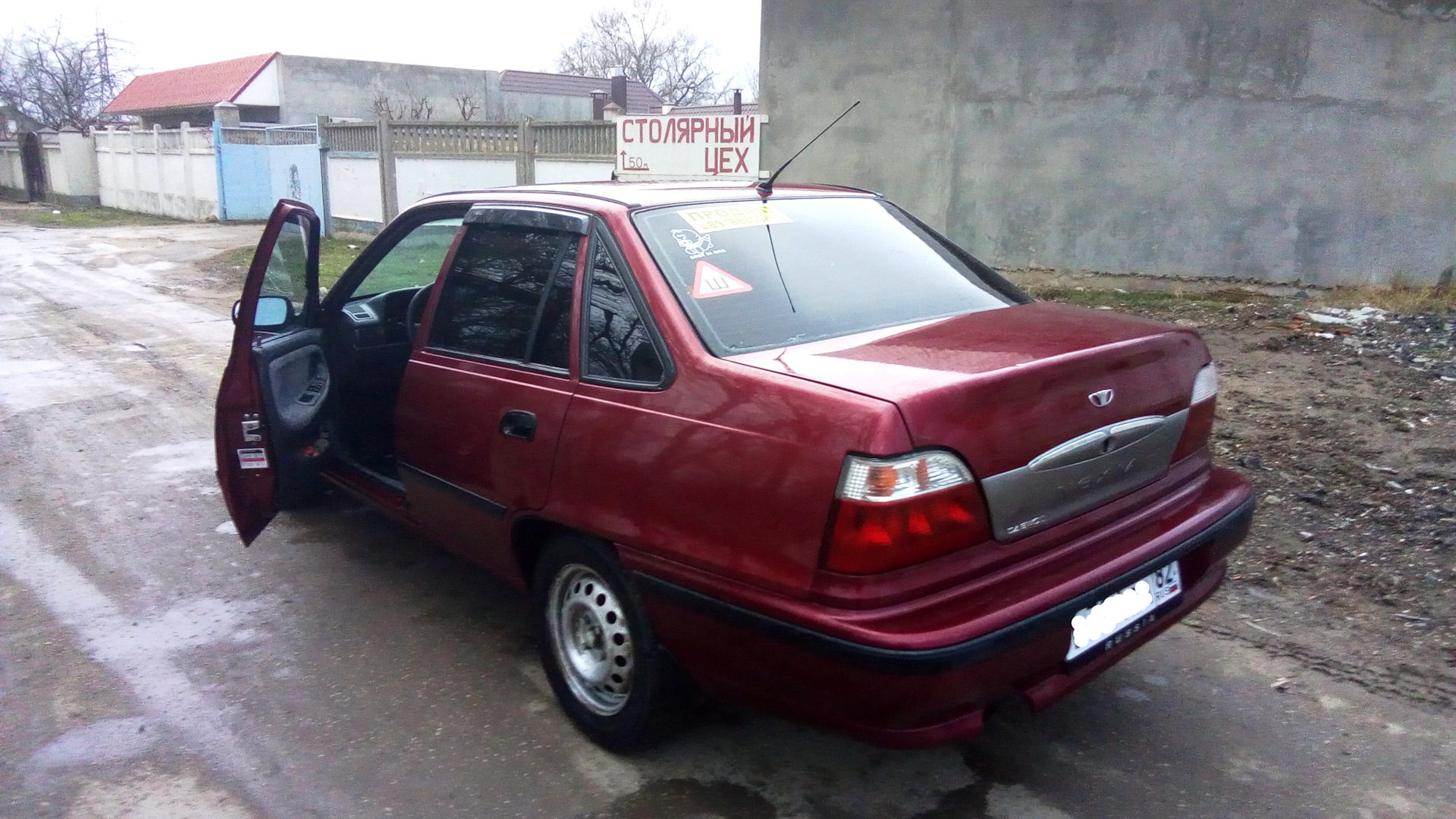 Daewoo Nexia 2 вишня