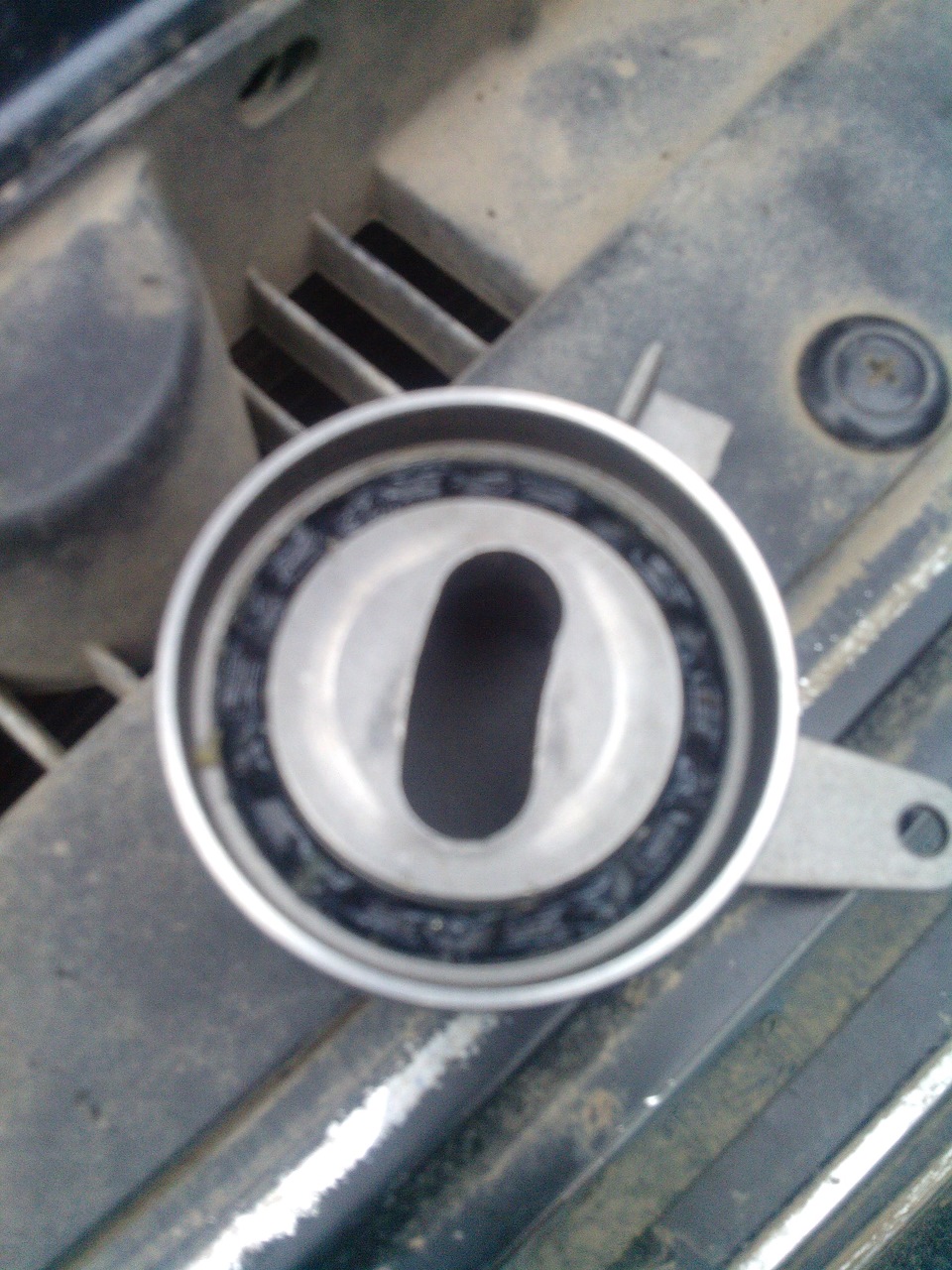 свистит натяжной подшипник — KIA Spectra, 1,6 л, 2006 года | поломка ...