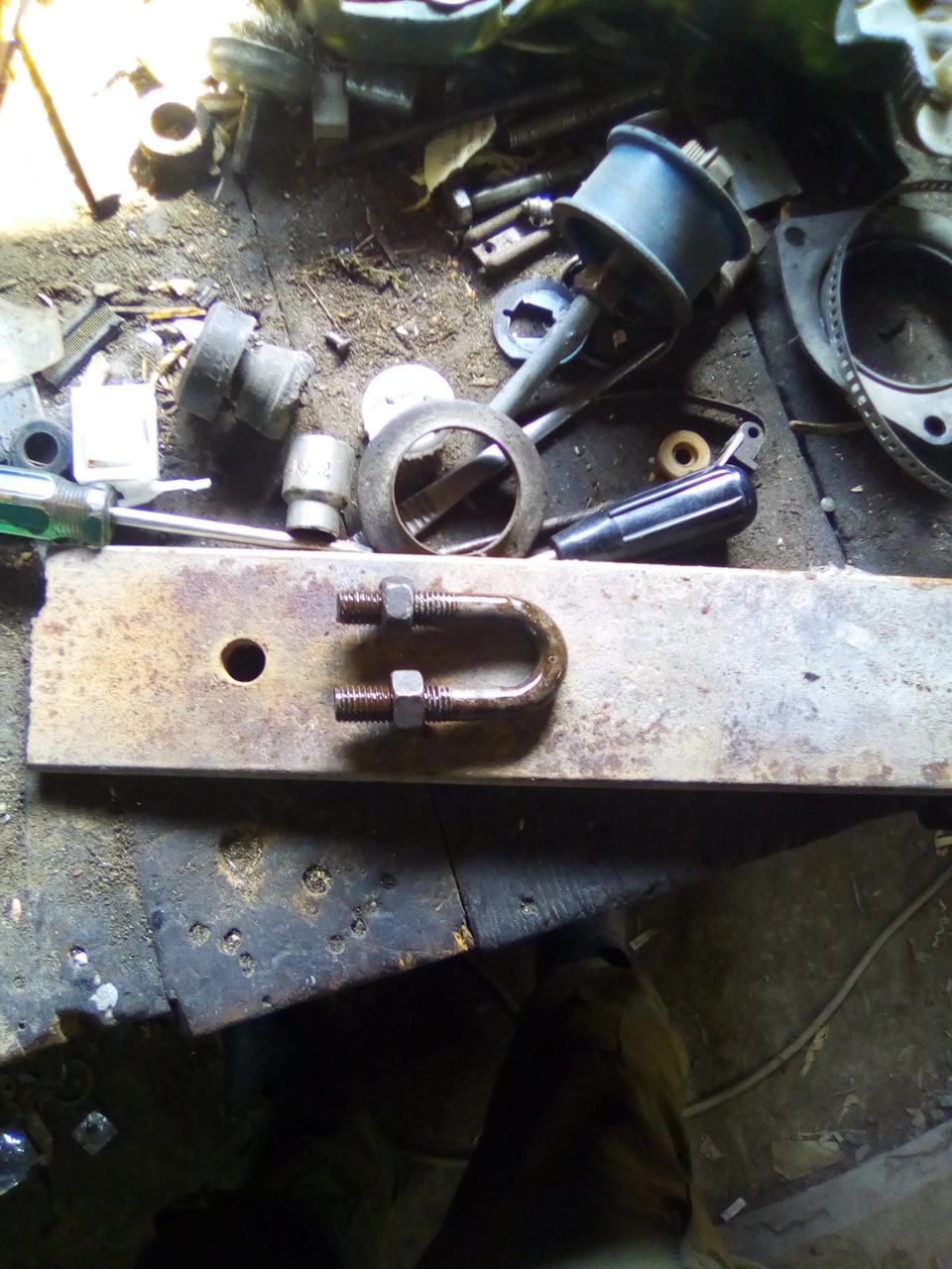 Самодельный инструмент для снятия рулевых наконечников — Lada 21104, 1 ...