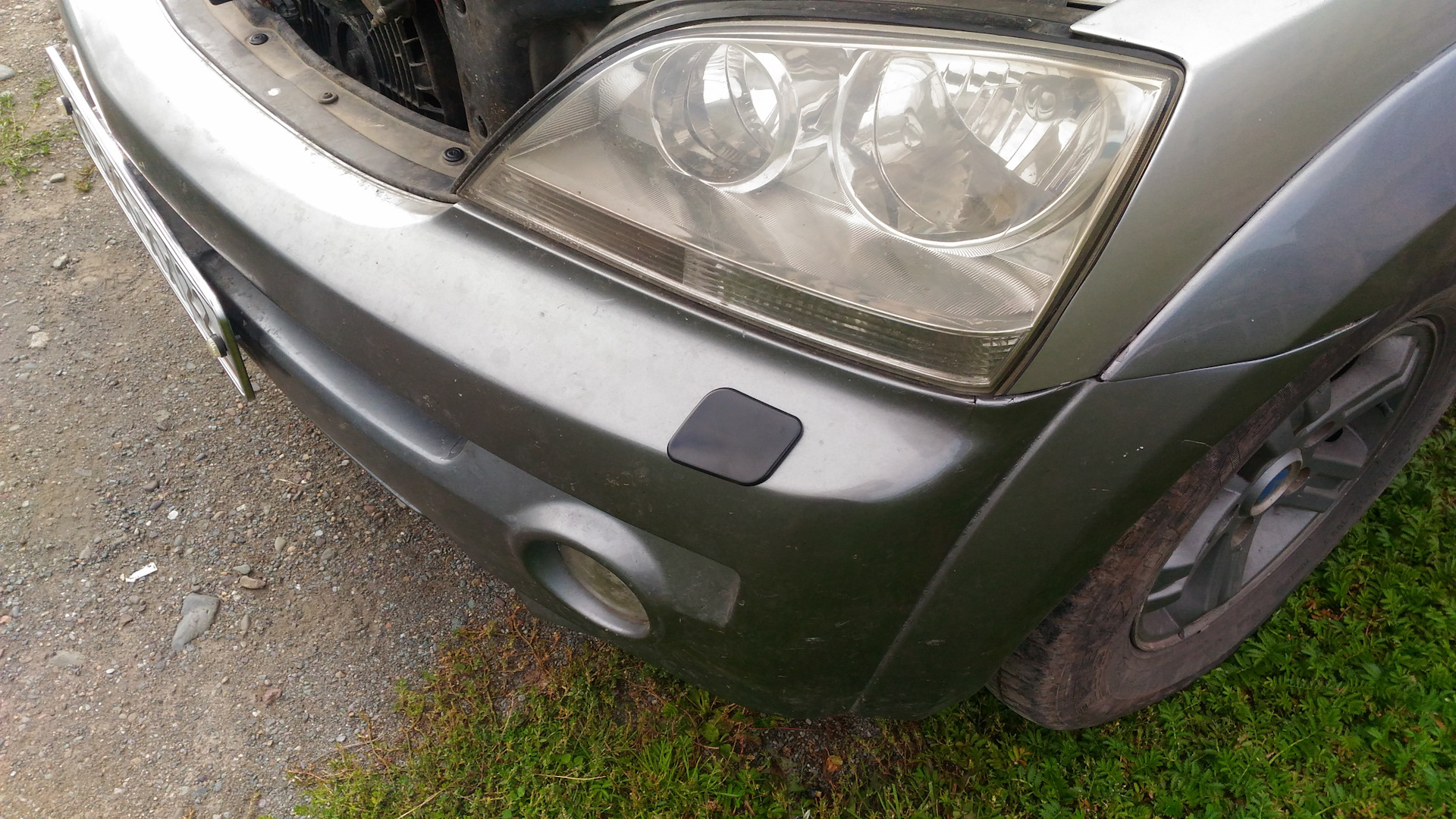 Форсунки омывателя фар. — KIA Sorento (1G), 2,5 л, 2002 года | своими ...