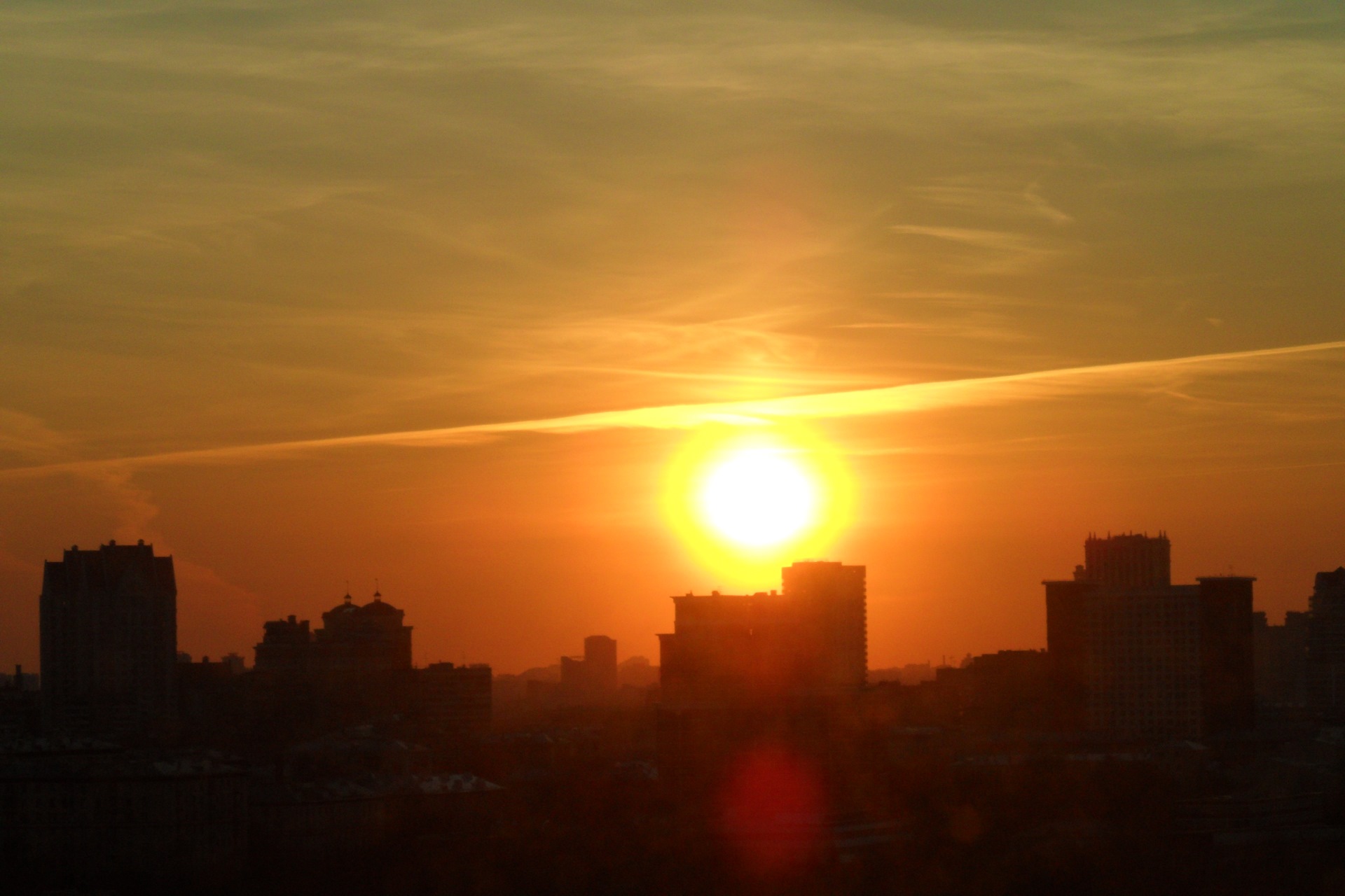 Восход солнца в москве сегодня фото