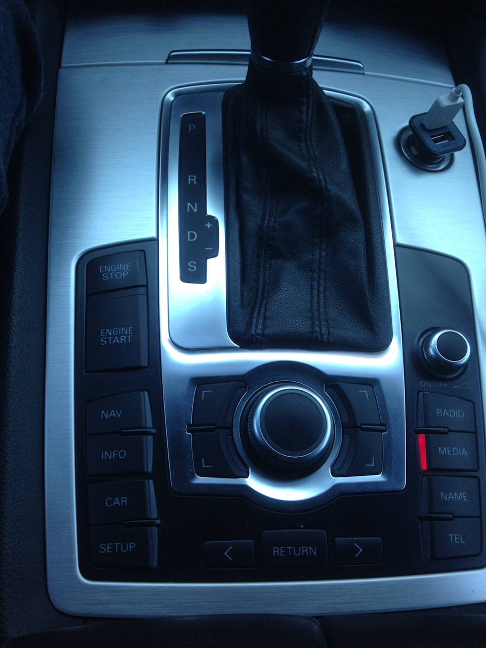 Ремонт крутилки громкости — Audi Q7 (1G), 4,2 л., 2006 года | своими ...