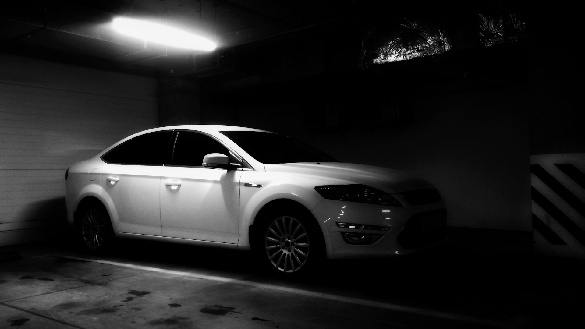 Ford Mondeo 5 черный зима ночь