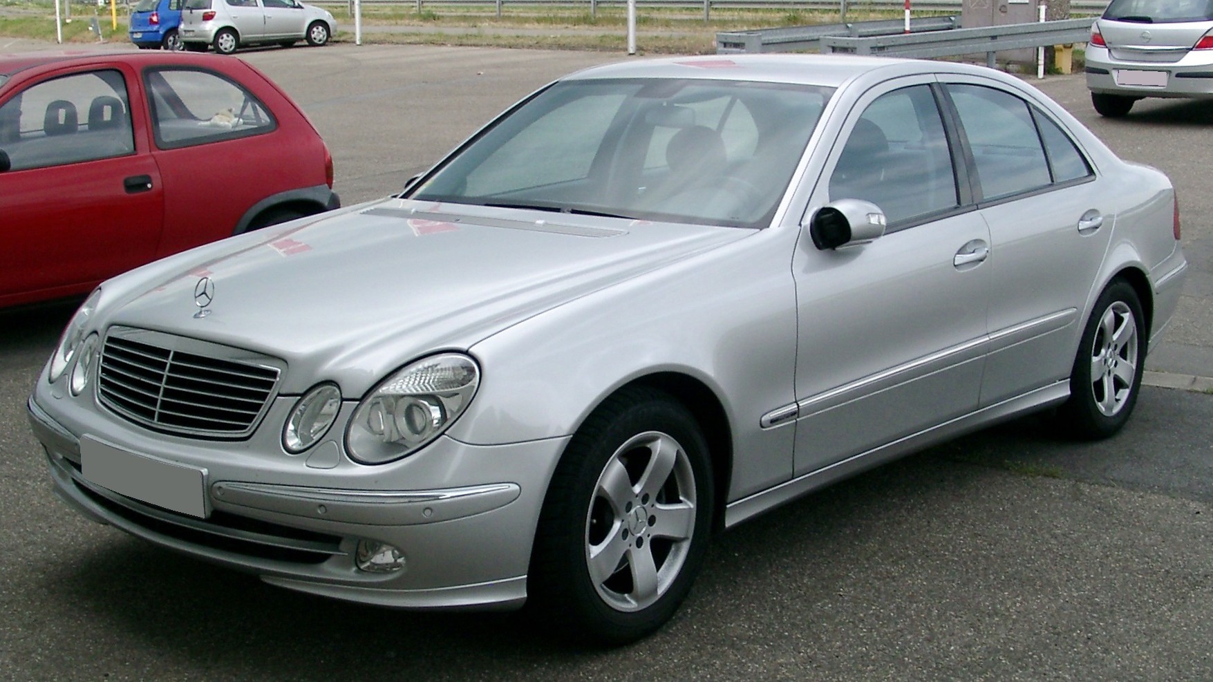 Mercedes Benz e320 w211