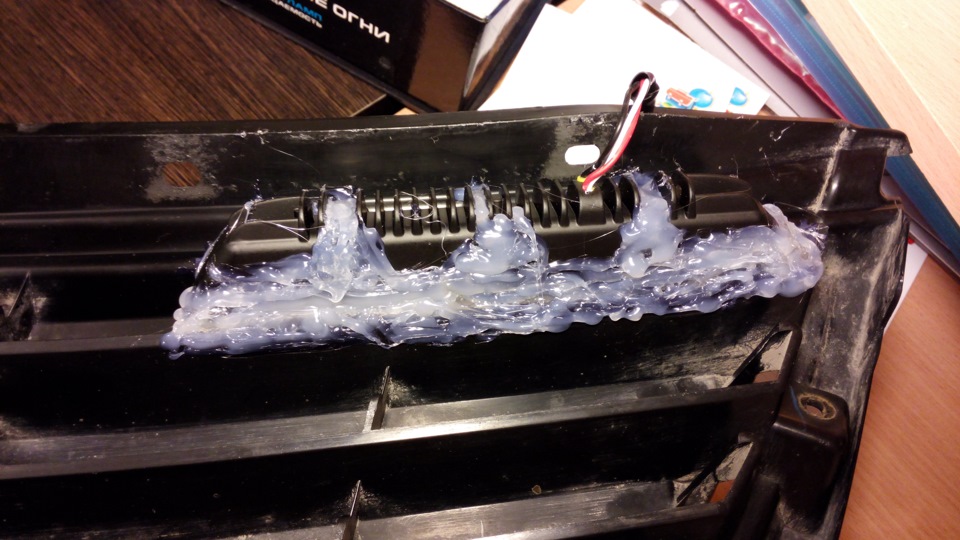 ДХО в радиаторную решетку — Mitsubishi Galant (9G), 2,4 л, 2006 года ...