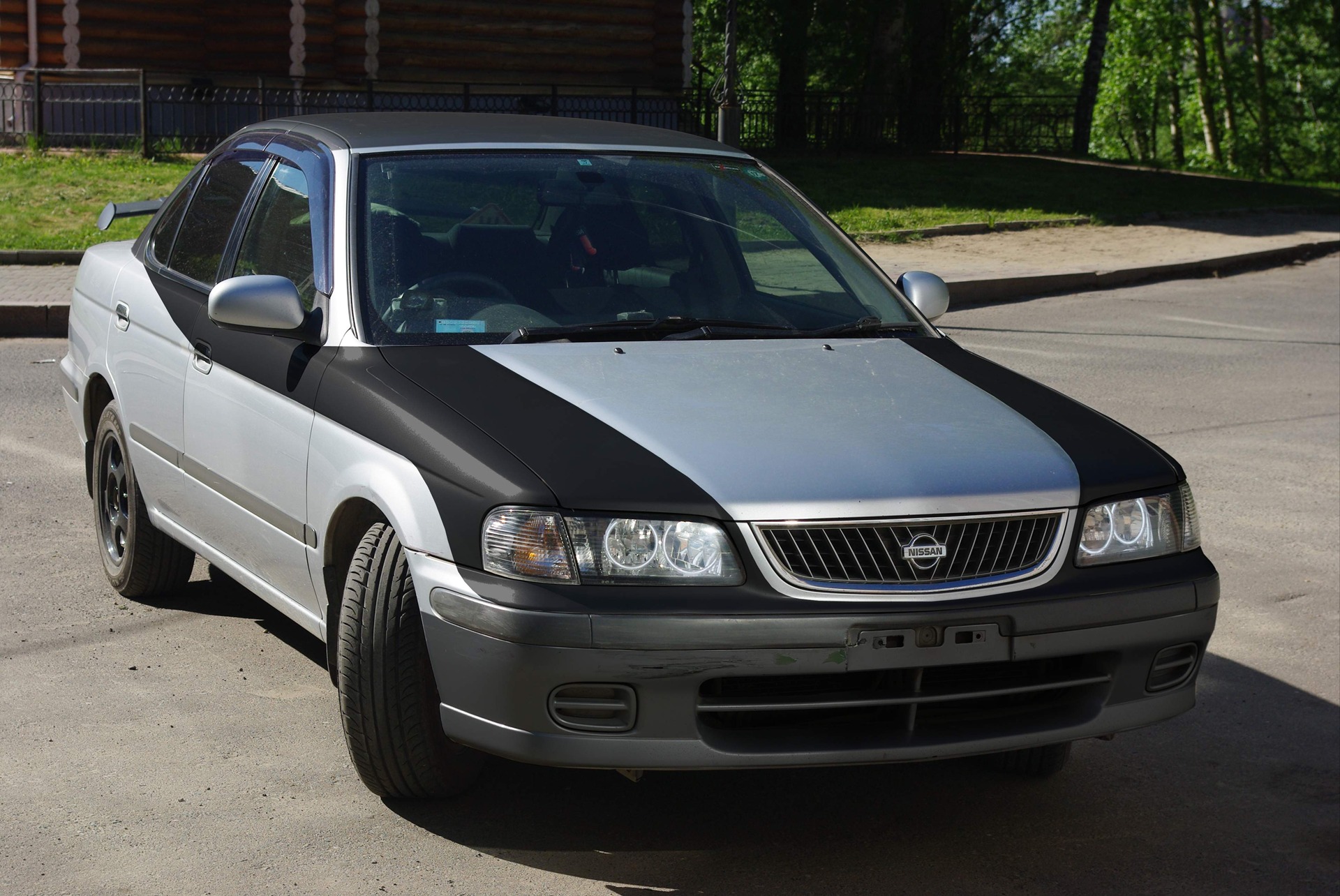 nissan sunny b15