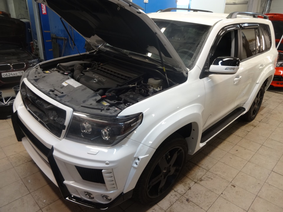 Фото в бортжурнале Toyota Land Cruiser 200