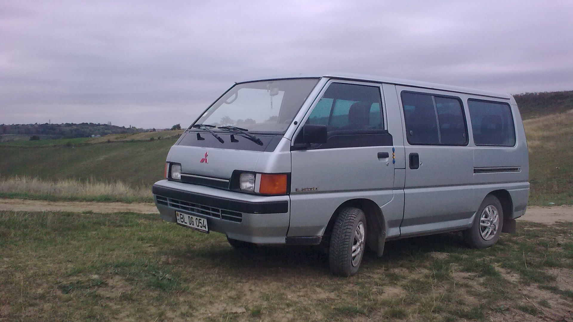 Mitsubishi L300 2.0 бензиновый 1987 | Моя 