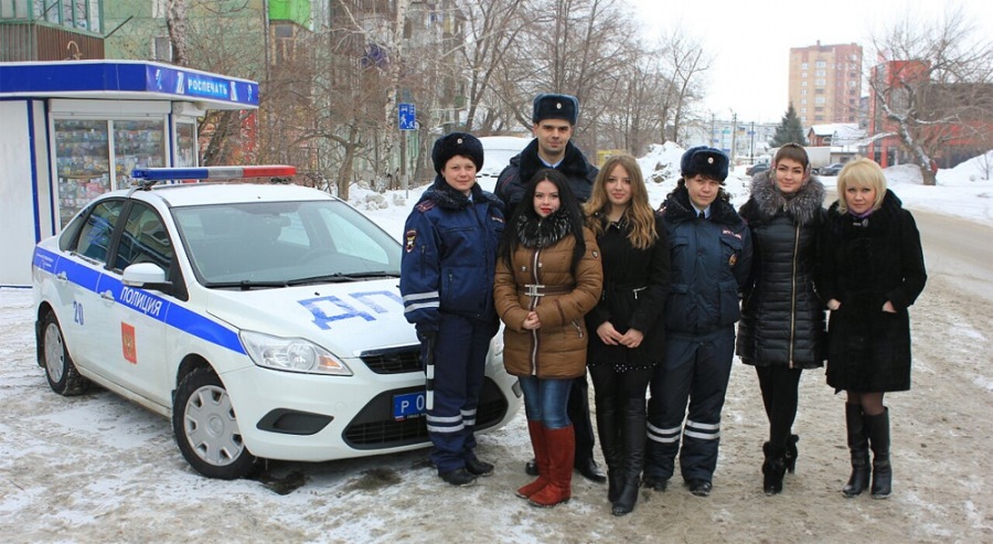Гибдд сызрань астраханская 1а график работы Сызранских водителей поздравили с наступающим Днем защитника Отечества - Сообщес