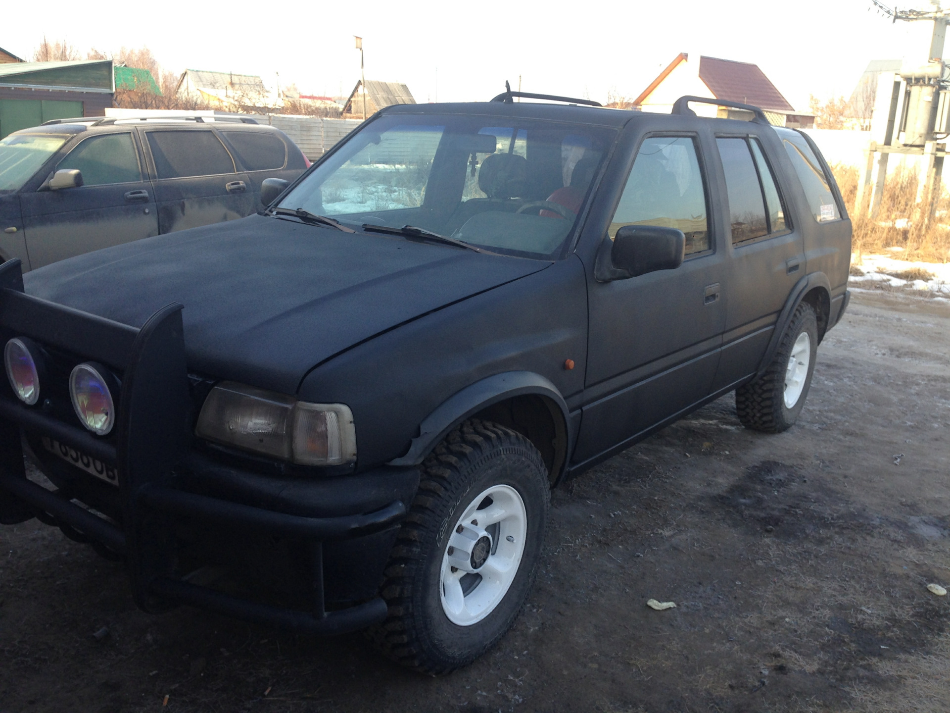 Opel Frontera b черный