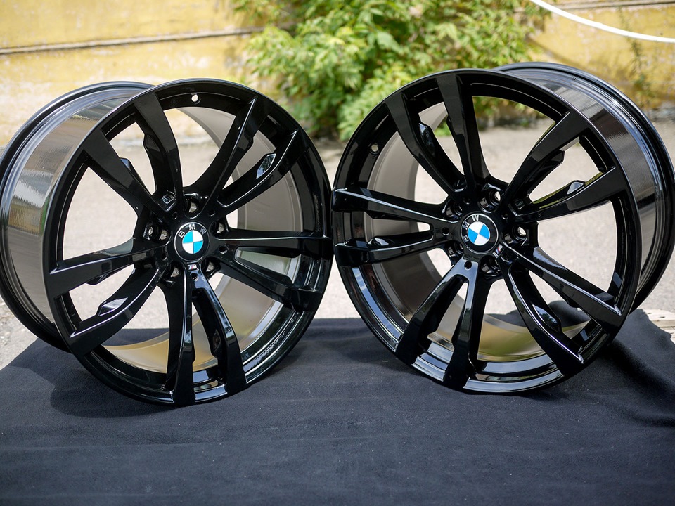 Black 20. 469 Стиль BMW Black. Диски Exeed r20 черный глянец. Диск BMW r20 469. Литье на БМВ r22.