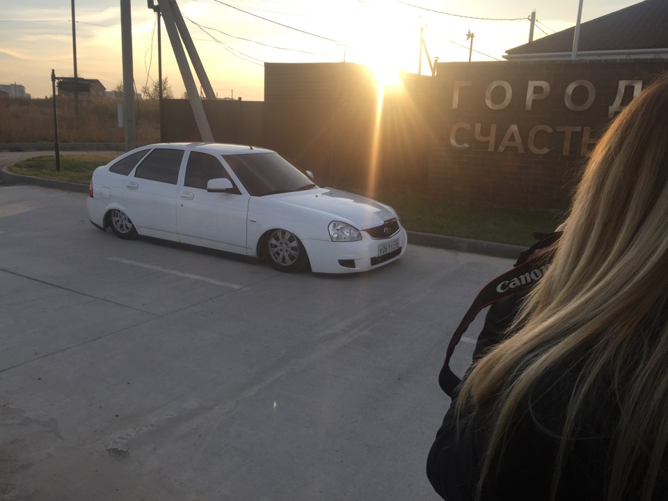Город счастья — Lada Приора хэтчбек, 1,6 л, 2012 года | фотография | DRIVE2