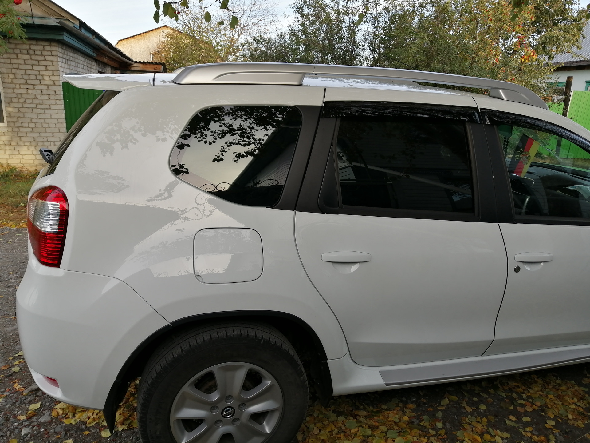 Спойлер На Дастер Чистое Стекло Купить