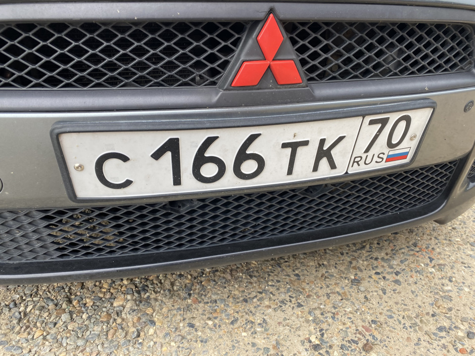 Силиконовые рамки номера — Mitsubishi Lancer X, 2 л, 2008 года ...