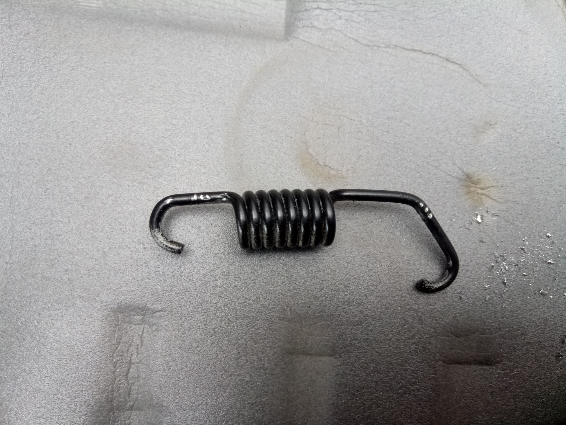 пружина заднего хода. пружина заднего хода в коробке на 2109. пружина передней скорости на мотоблок нева мб-1. пружина заднего хода. пружина заднего хода для мб ока каскад луч.