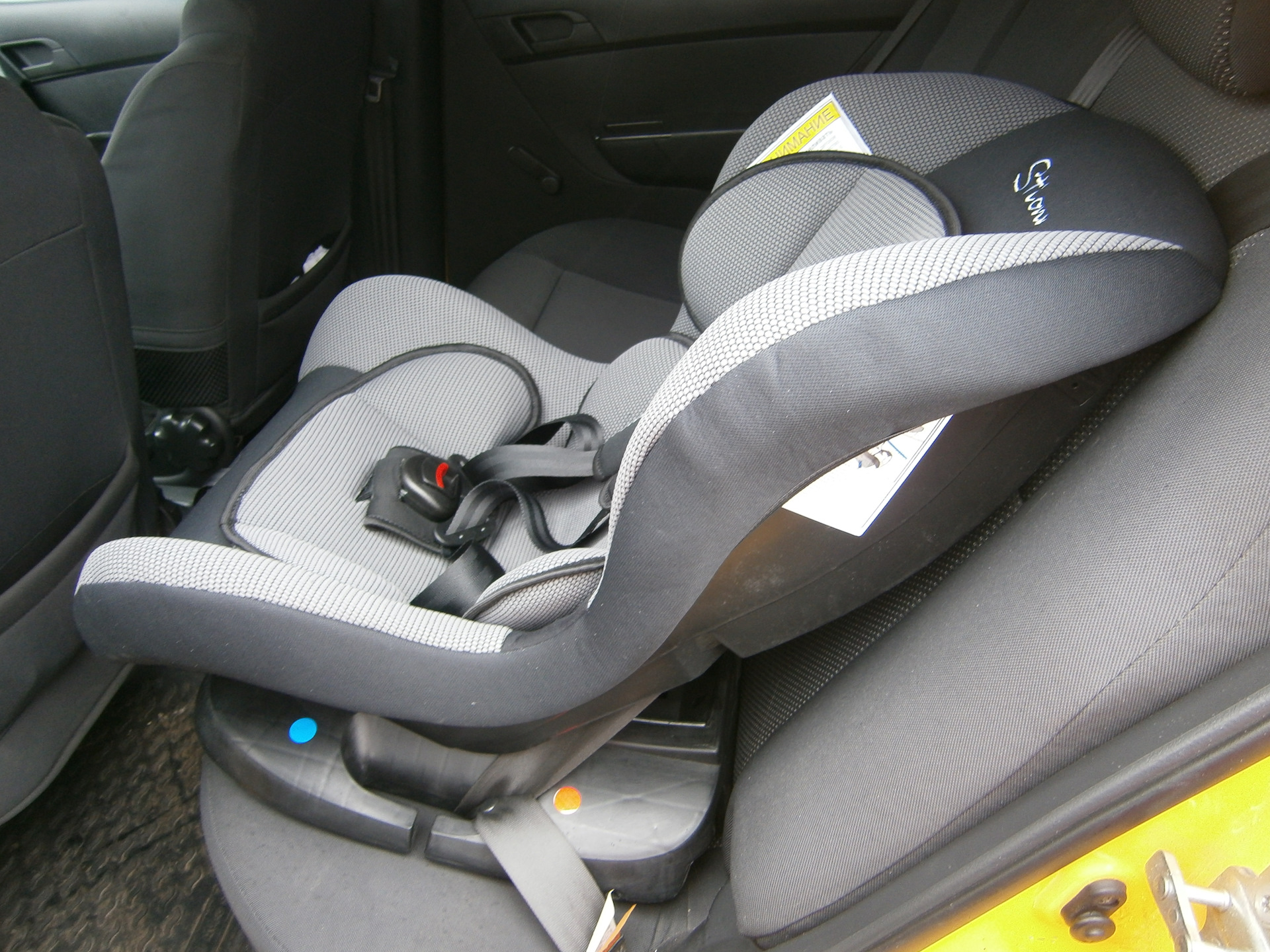 Крепление детского кресла Chevrolet Cruze 2013