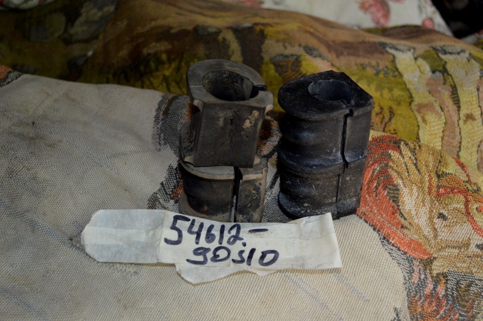 Резинки переднего стабилизатора поперечной устойчивости — Nissan ...