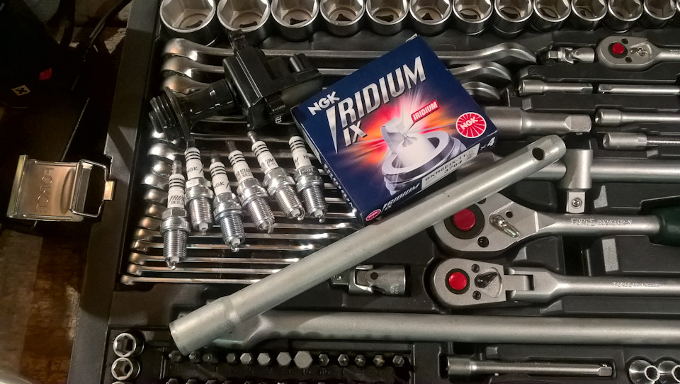 Замена катушки и свечей. — Nissan Skyline (R34), 2,5 л, 1998 года ...